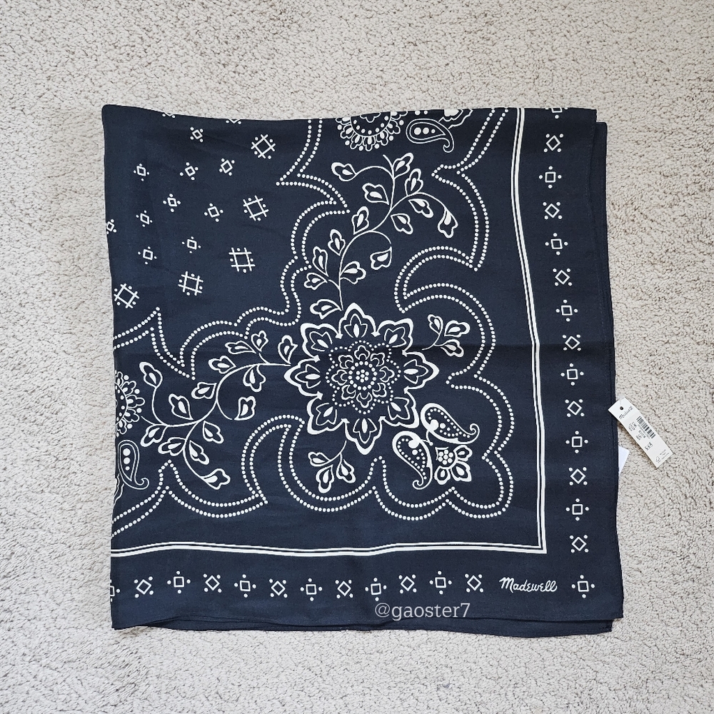 Madewell Medium Silk Bandana - Picture 3 of 5